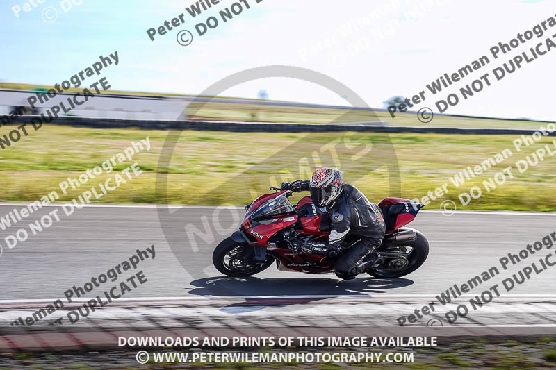 cadwell no limits trackday;cadwell park;cadwell park photographs;cadwell trackday photographs;enduro digital images;event digital images;eventdigitalimages;no limits trackdays;peter wileman photography;racing digital images;snetterton;snetterton no limits trackday;snetterton photographs;snetterton trackday photographs;trackday digital images;trackday photos